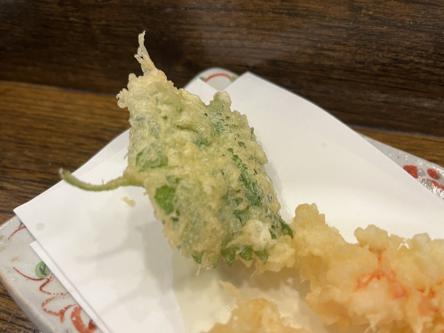 ホタテを大葉で包んだ天ぷら