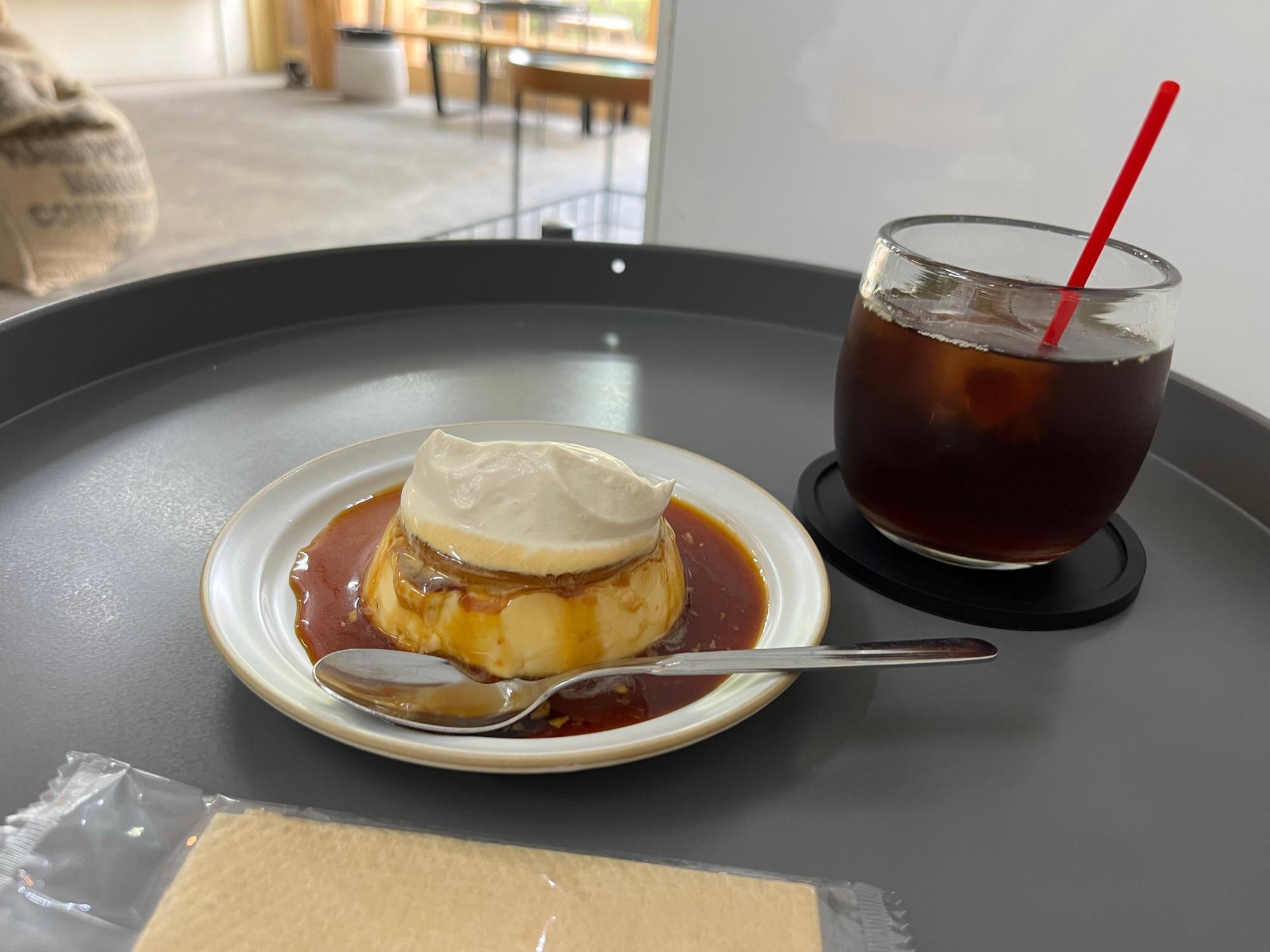 ドリップコーヒーとエスプレッソカラメルプリン