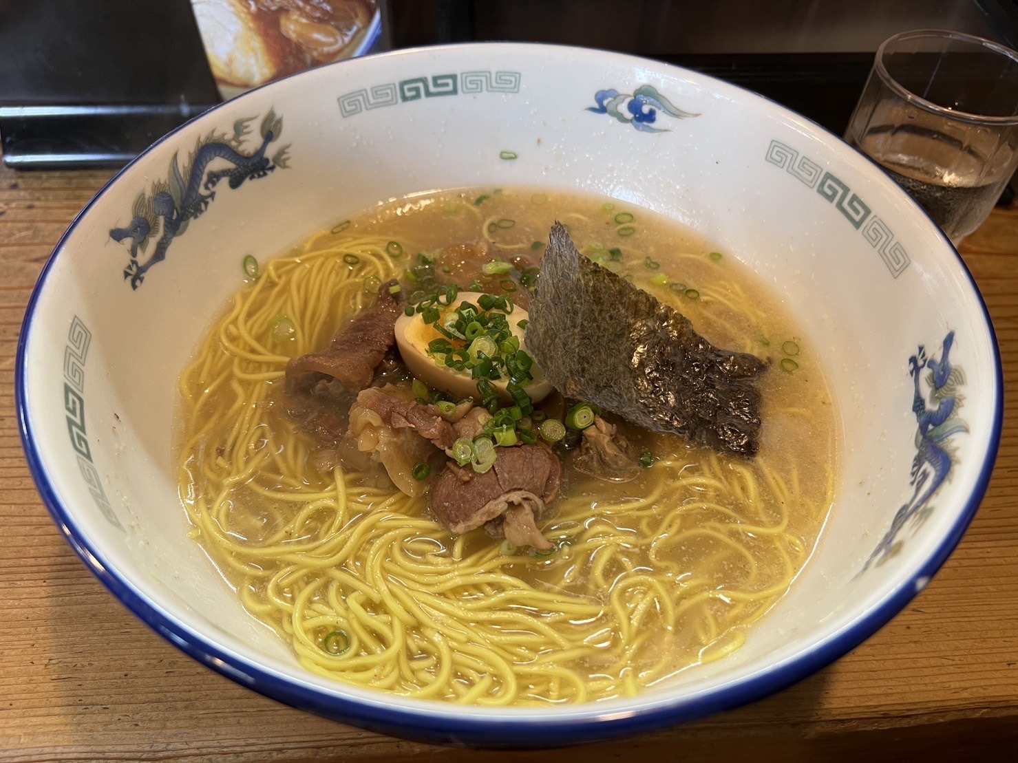 ミックス塩牛すじラーメン