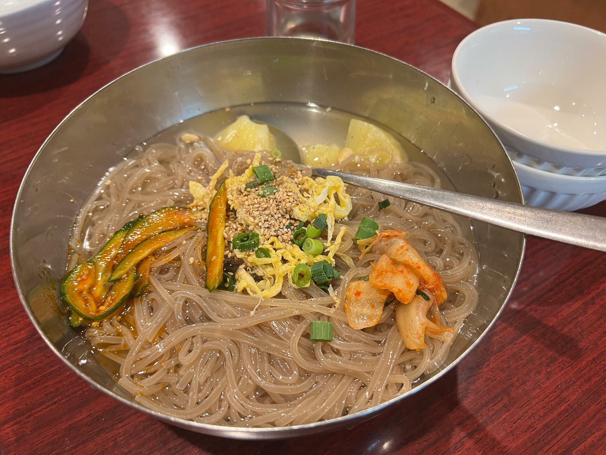 冷麺　税込968円