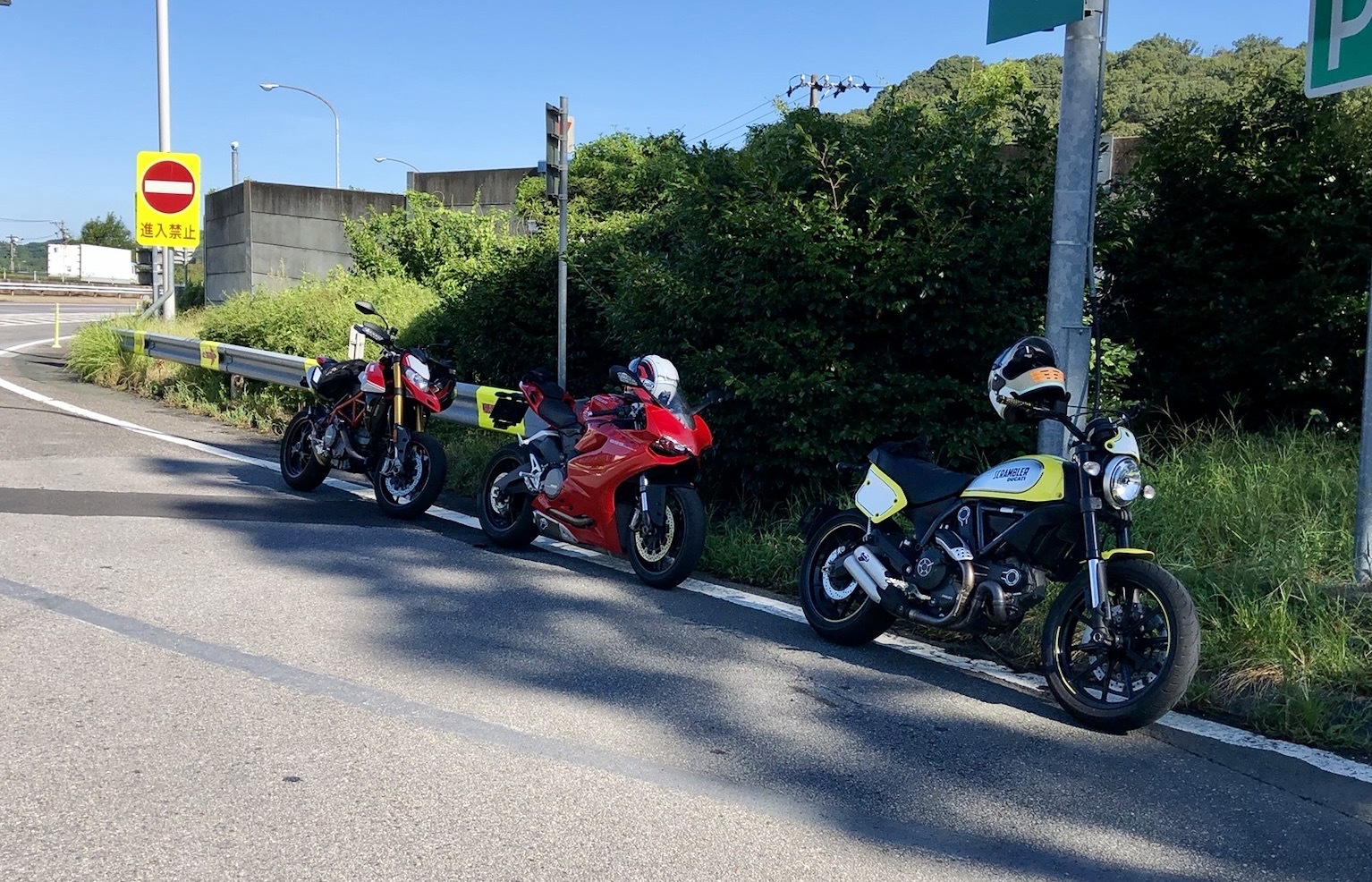 ▲仲間と一緒にバイク趣味を楽しむ