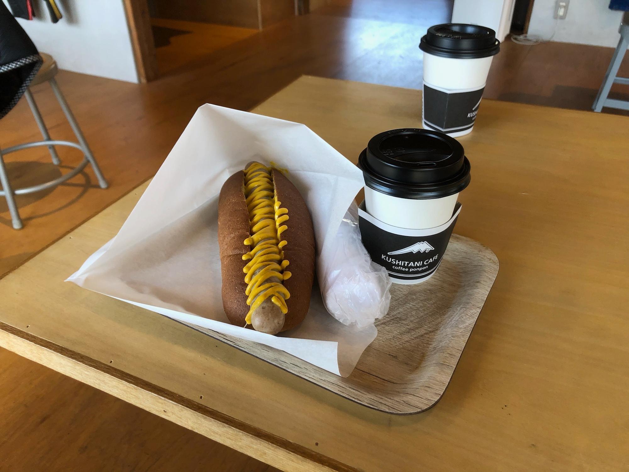 ▲サイズが大きく、食べ応えのあるホットドッグ