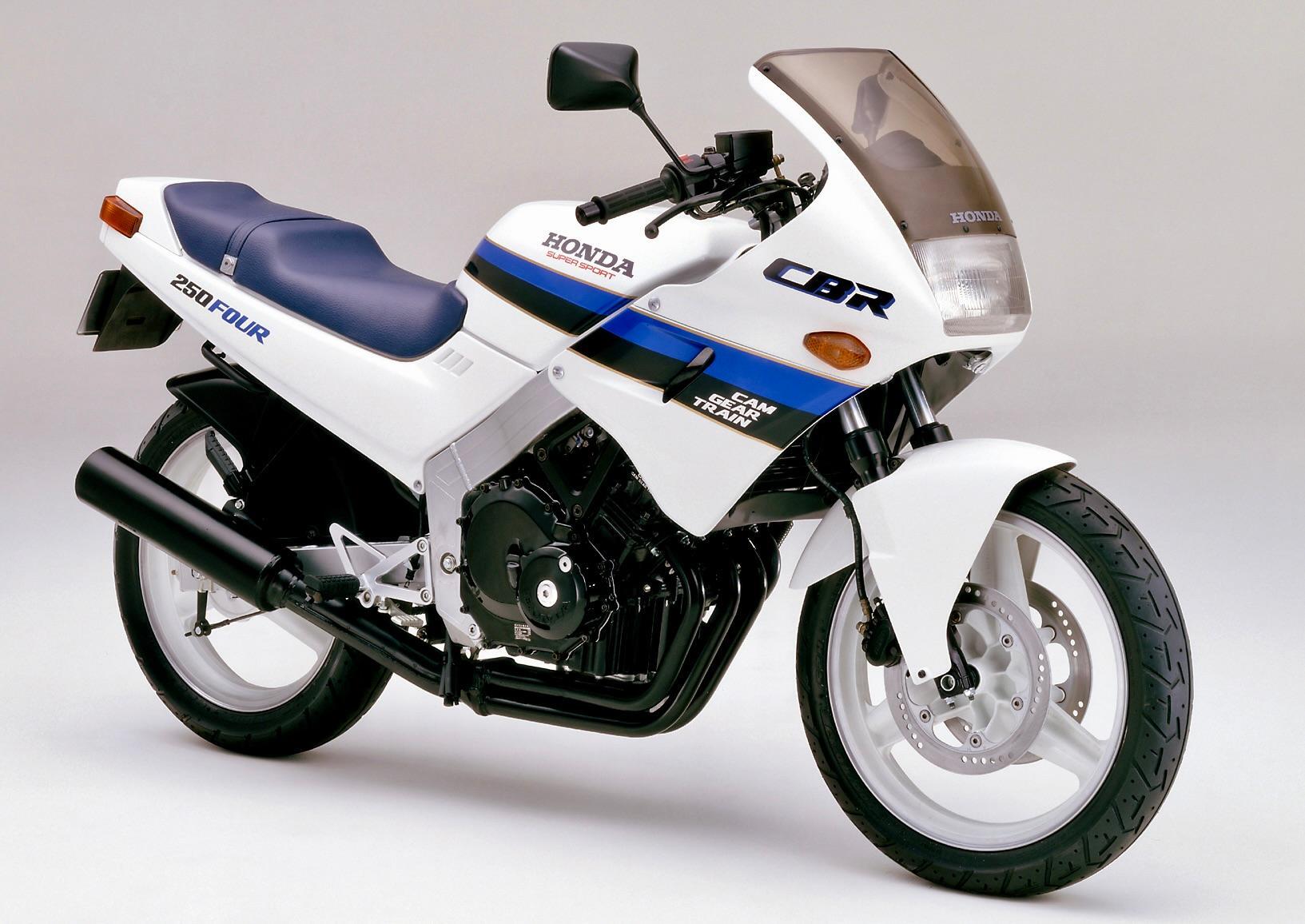 オートバイのあれこれ『元祖「ニダボ」!MC22型CBR』(Rotti オートバイのあれこれ『元祖「ニダボ」!MC22型CBR』(Rotti