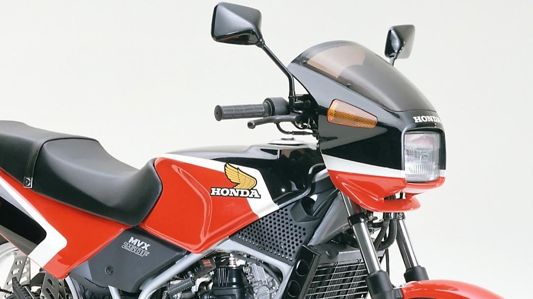 オートバイのあれこれ『V3センセーション。ホンダの2サイクル オートバイのあれこれ『V3センセーション。ホンダの2サイクル