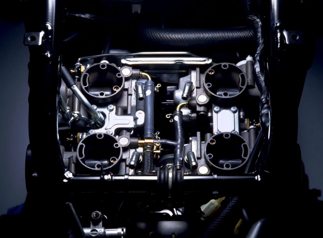オートバイのあれこれ『イメージはV8マッスルカー!VMAX オートバイのあれこれ『イメージはV8マッスルカー!VMAX