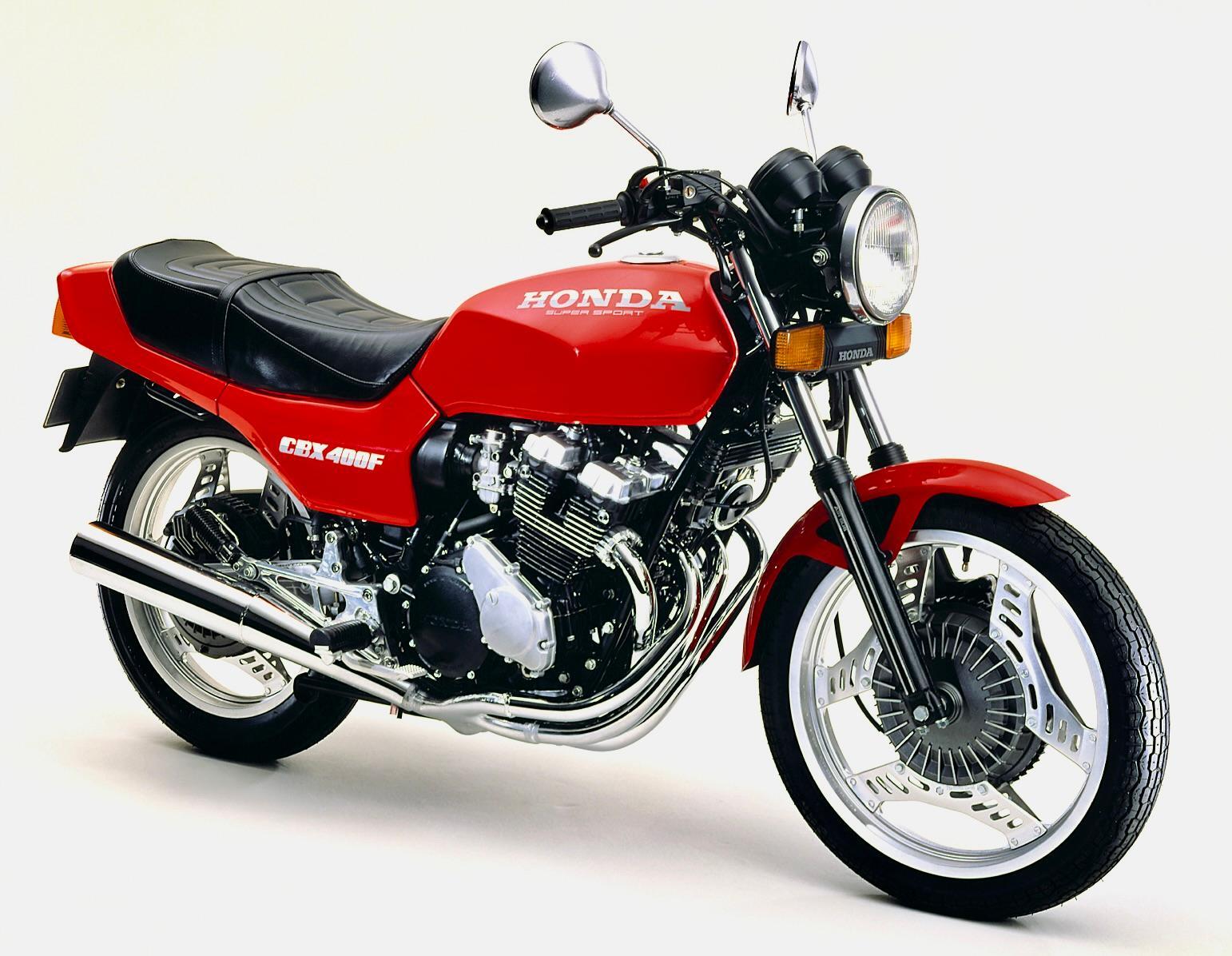 オートバイのあれこれ『400マルチ、いまクライマックス!CBX400F オートバイのあれこれ『400マルチ、いまクライマックス!CBX400F