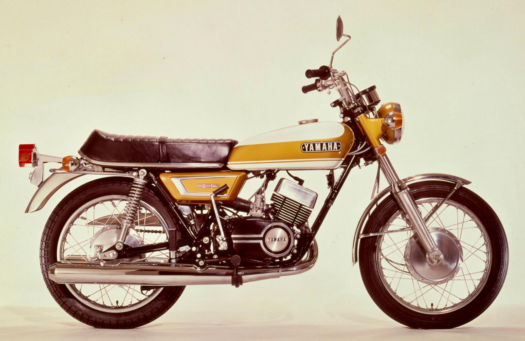 YAMAHA ヤマハ　RD250 輸出　ビンテージ　SR YAMAHA ヤマハ RD250 輸出 ビンテージ SR RD250 - ヤマハ 1973年式の諸
