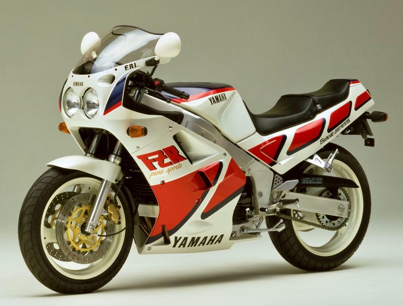 ▲前年モデルのFZR750〈1987／画像引用元：ヤマハ発動機〉
