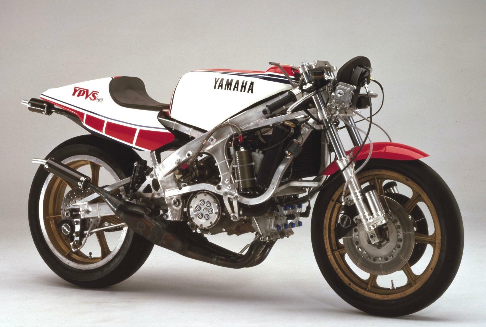 ▲RZVの参考となった0W61型YZR500〈1982／画像引用元：ヤマハ発動機〉