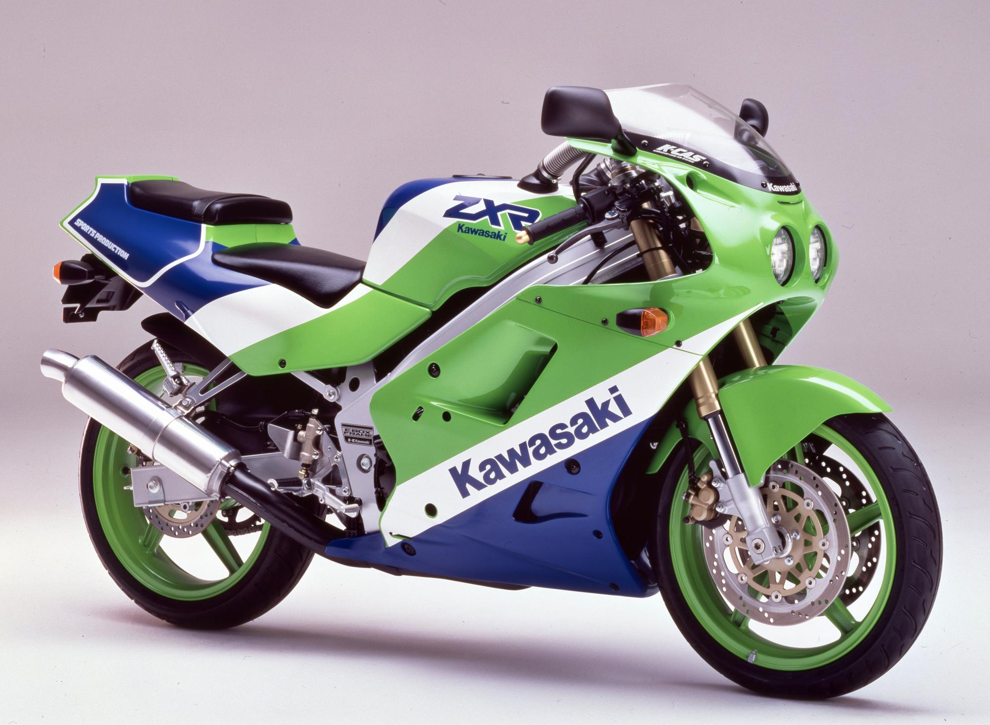 オートバイのあれこれ『“挑戦者”の色。カワサキのライムグリーン