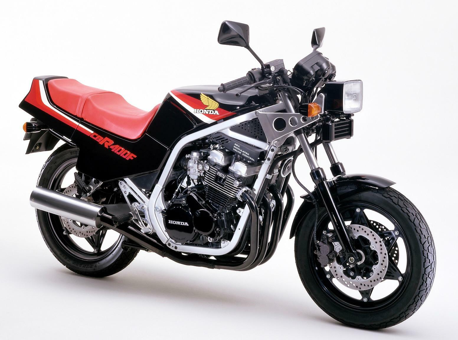 ▲CBX400Fの後継として開発されたCBR400F。「CBR」の名はここから始まった