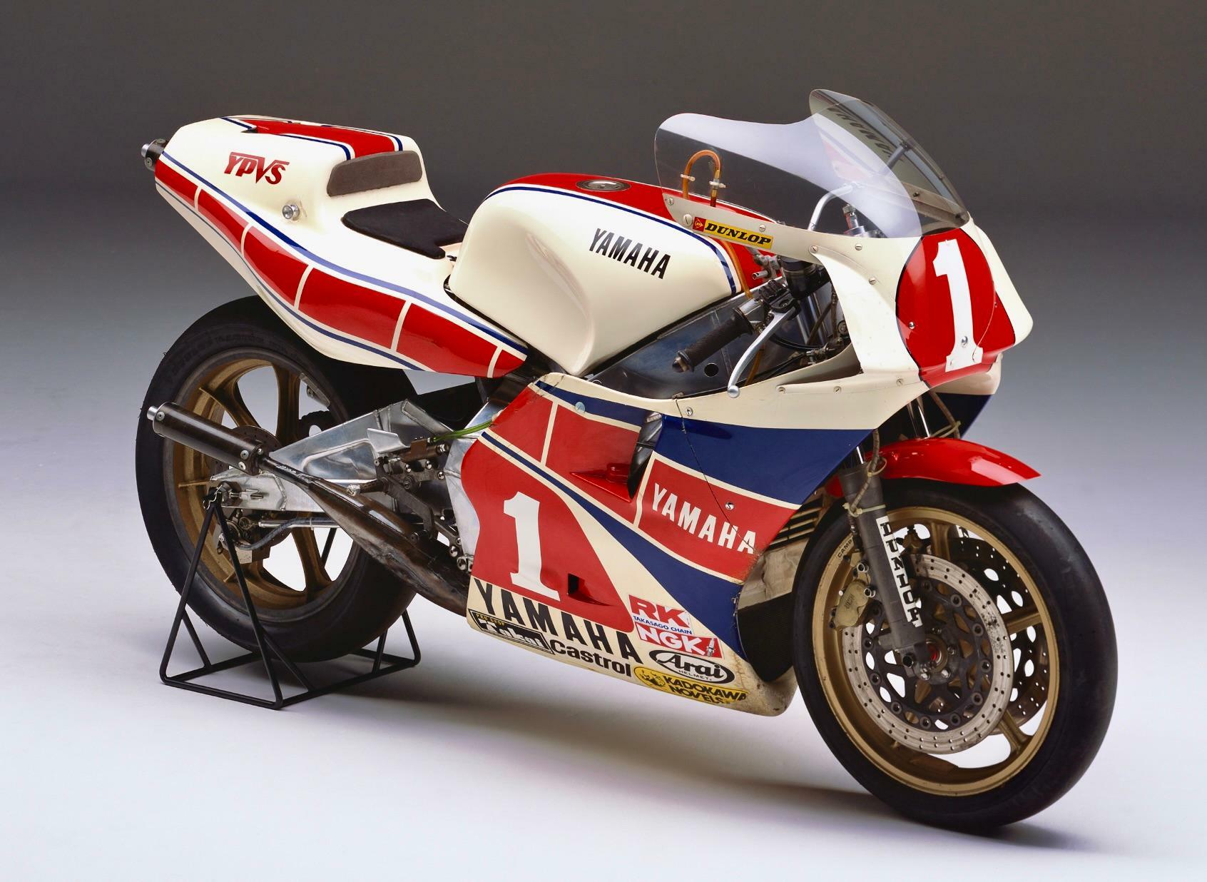 ▲1984年のWGPを制したYZR500(0W76)。クランクケースリードバルブを採用した最初のYZRだ