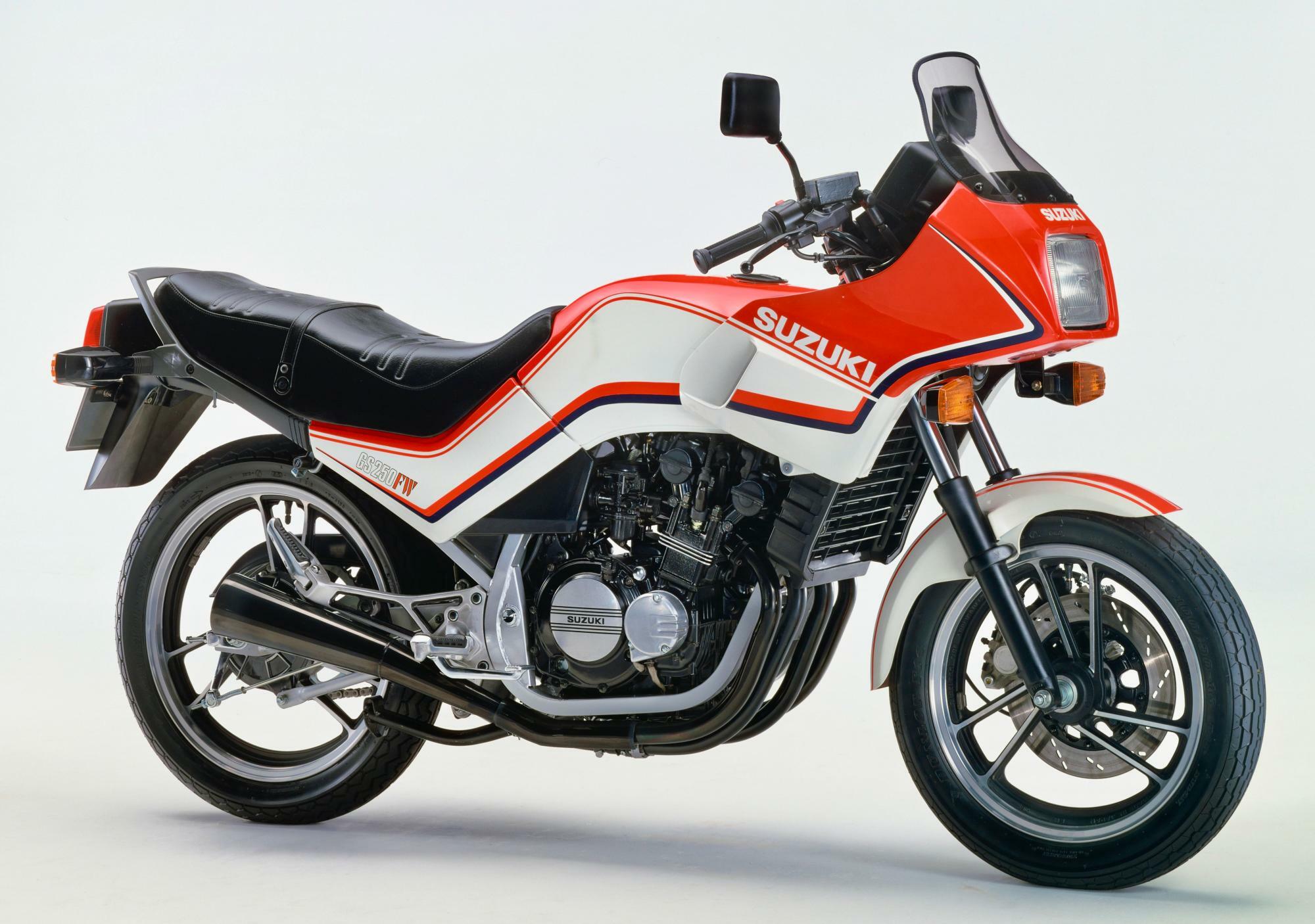 ▲カタナやガンマ等、斬新なバイクを意欲的に作っていた’80年代のスズキ。このGS250FWもスズキの意欲作の一つと言えよう