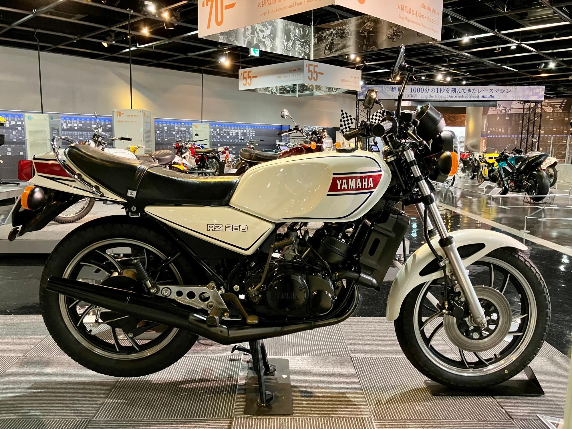 ▲1980年登場のRZ250。ヤマハ製２ストマシンにおける傑作の一つだ