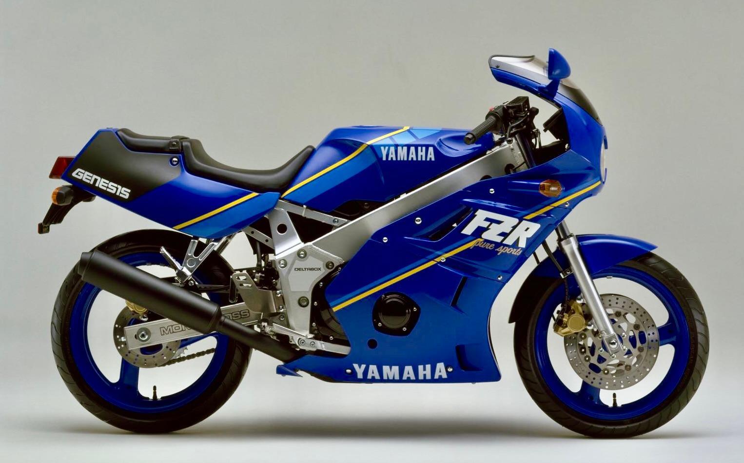 オートバイのあれこれ】F3レーサー・YZF400を公道へ!FZR400 オートバイのあれこれ】F3レーサー・YZF400を公道へ!FZR400