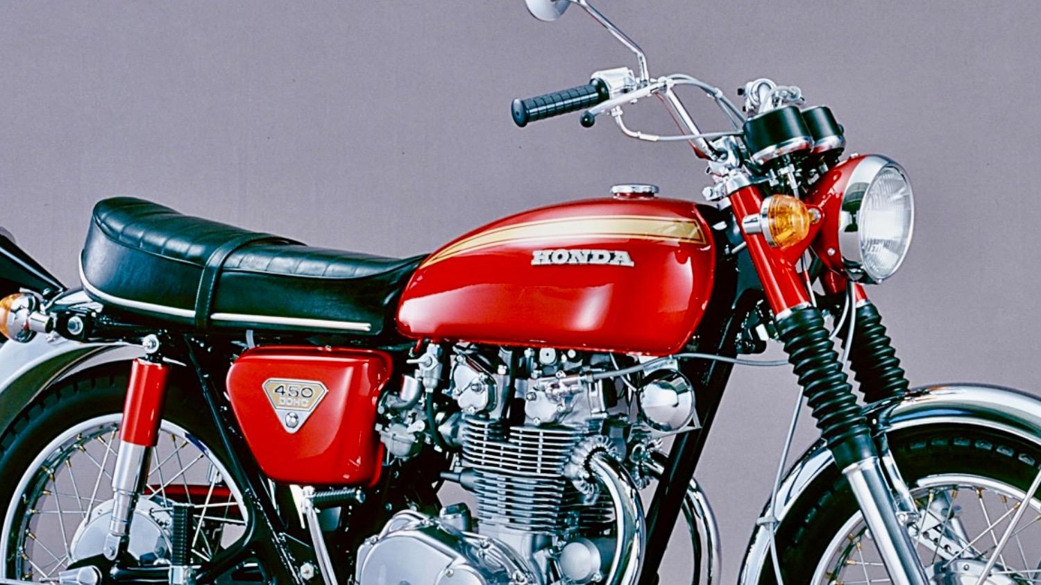 オートバイのあれこれ】450で格上に挑む。ホンダの世界戦略