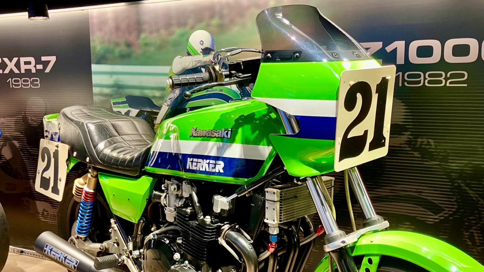 amaページ BOOK Kawasaki Z tuning Z1 Z2 Z1000 GPz1100 KZ1000 AMA Z1000J