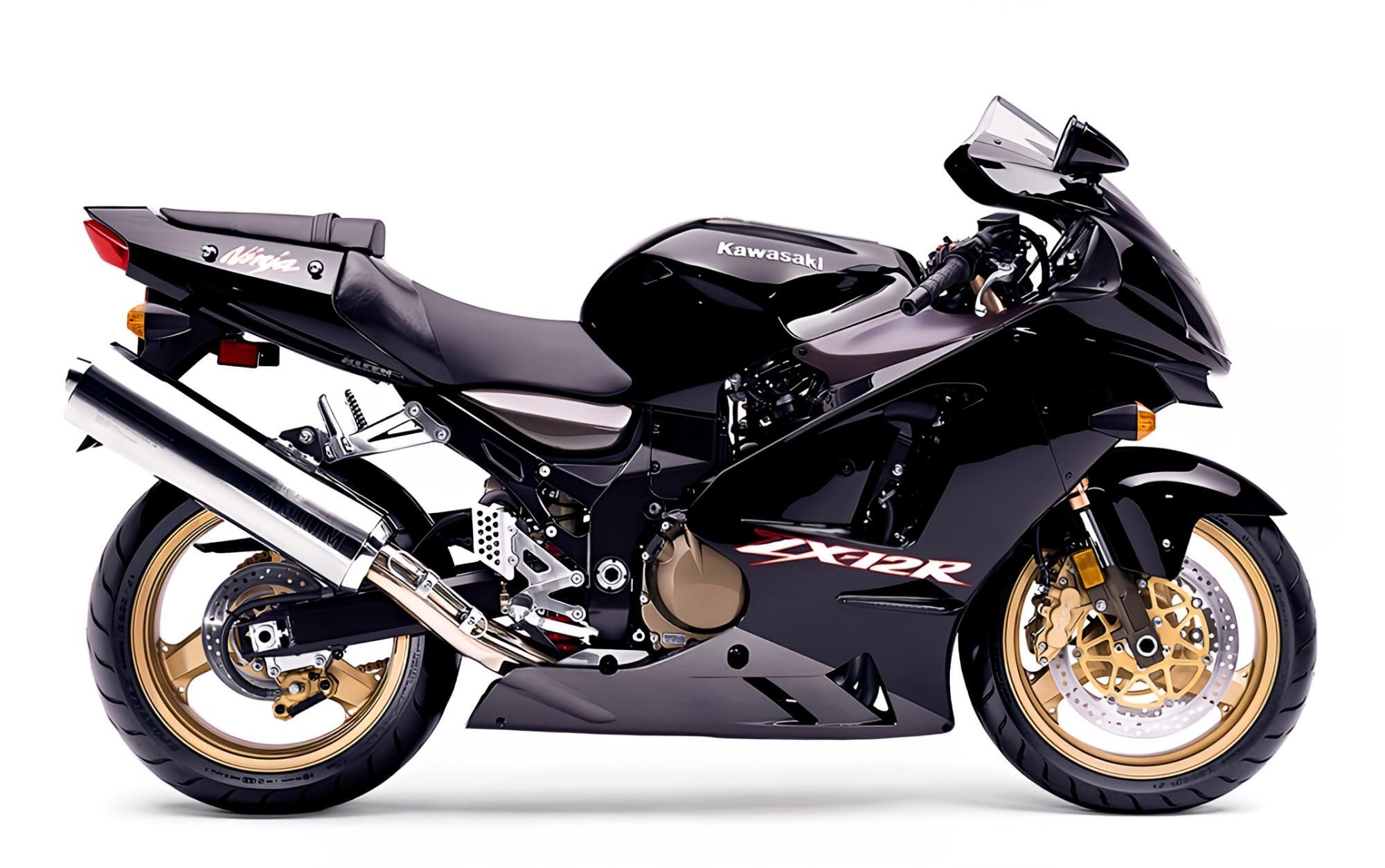 オートバイのあれこれ】黒鳥と隼を撃ち落とせ！カワサキ“最速へ