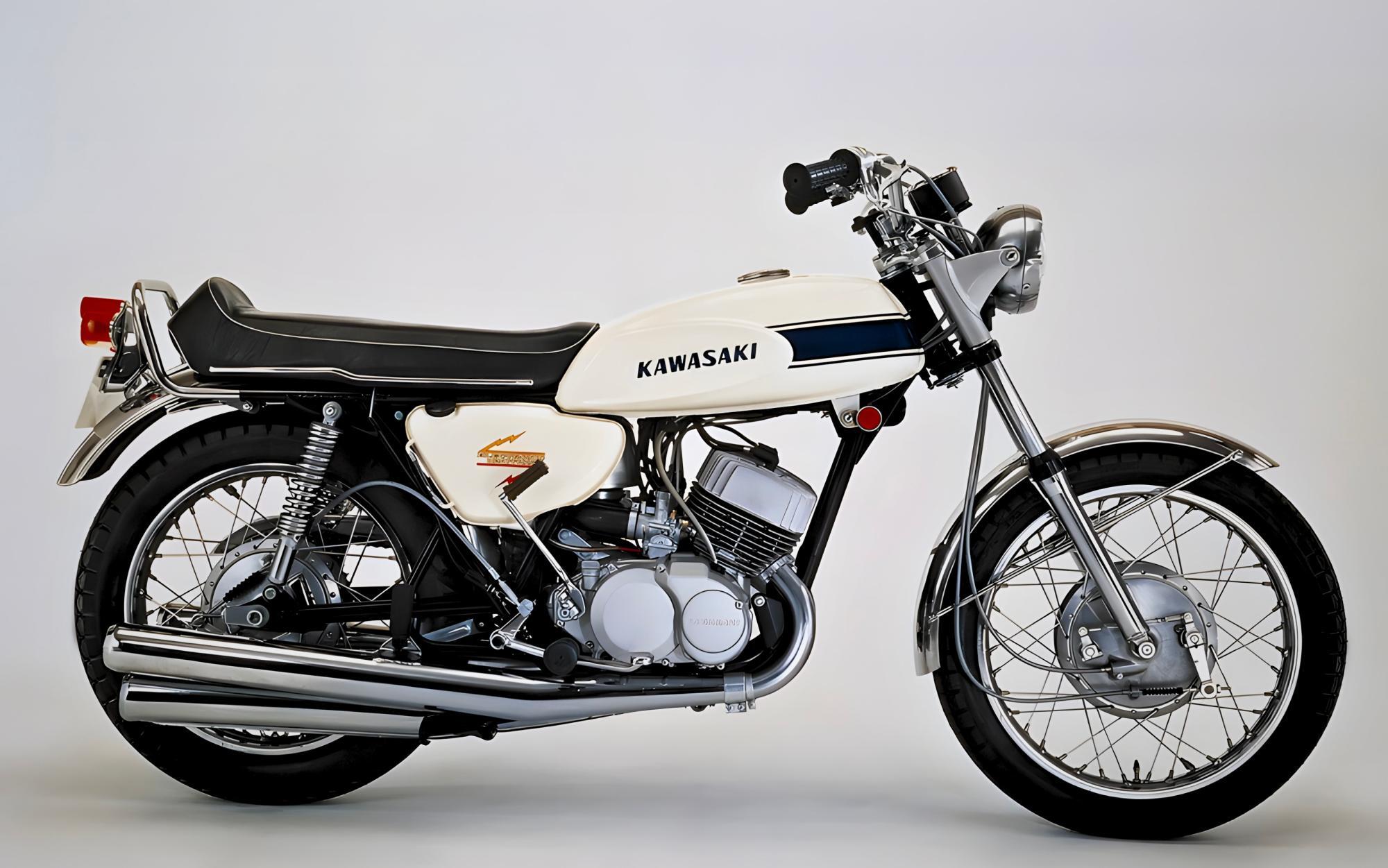 500ss マッハ カワサキ 500SS マッハⅢ | BOMBERS