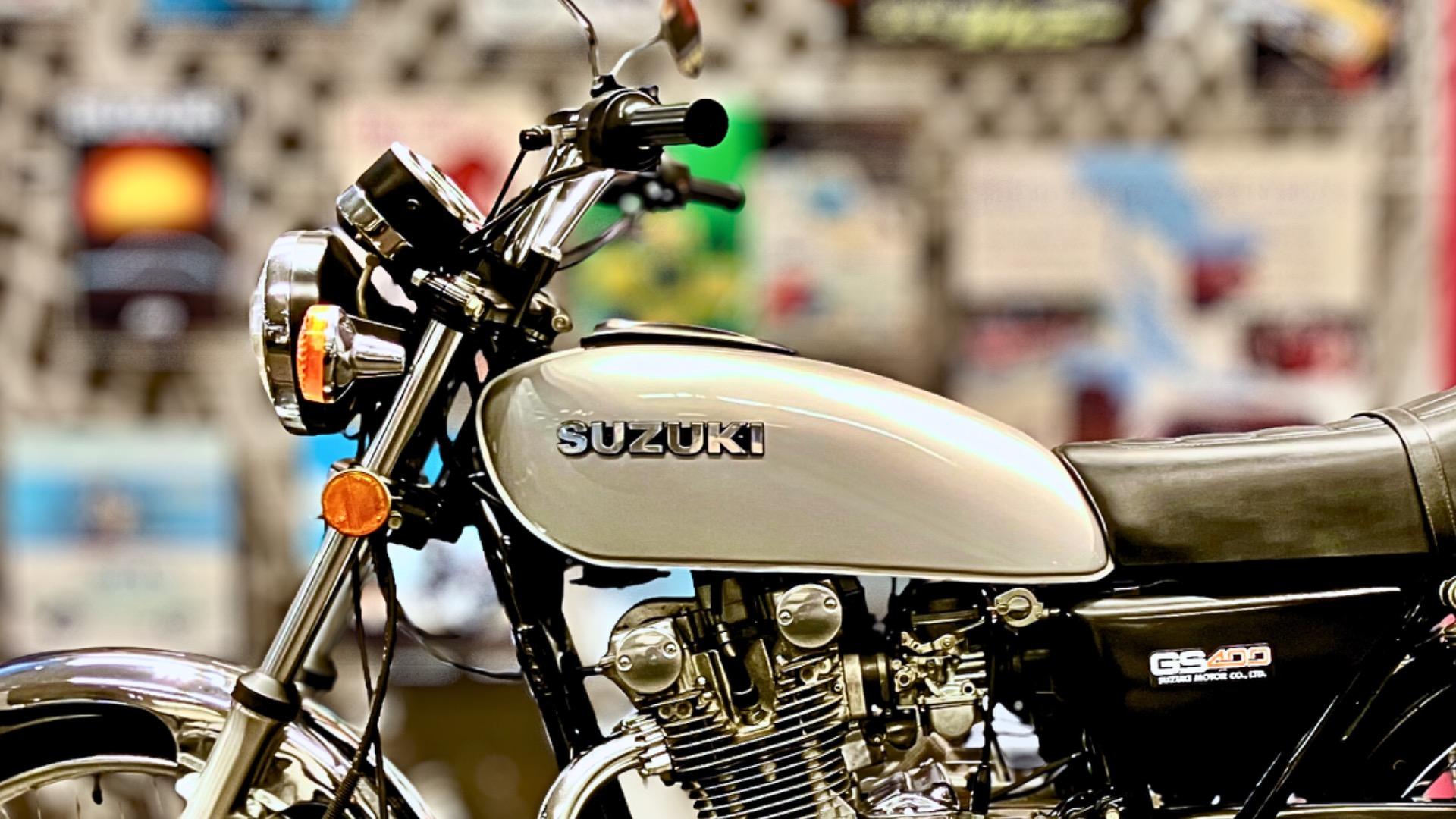 オートバイのあれこれ『カワサキ史上初の4ストレプリカ!? ZX-4