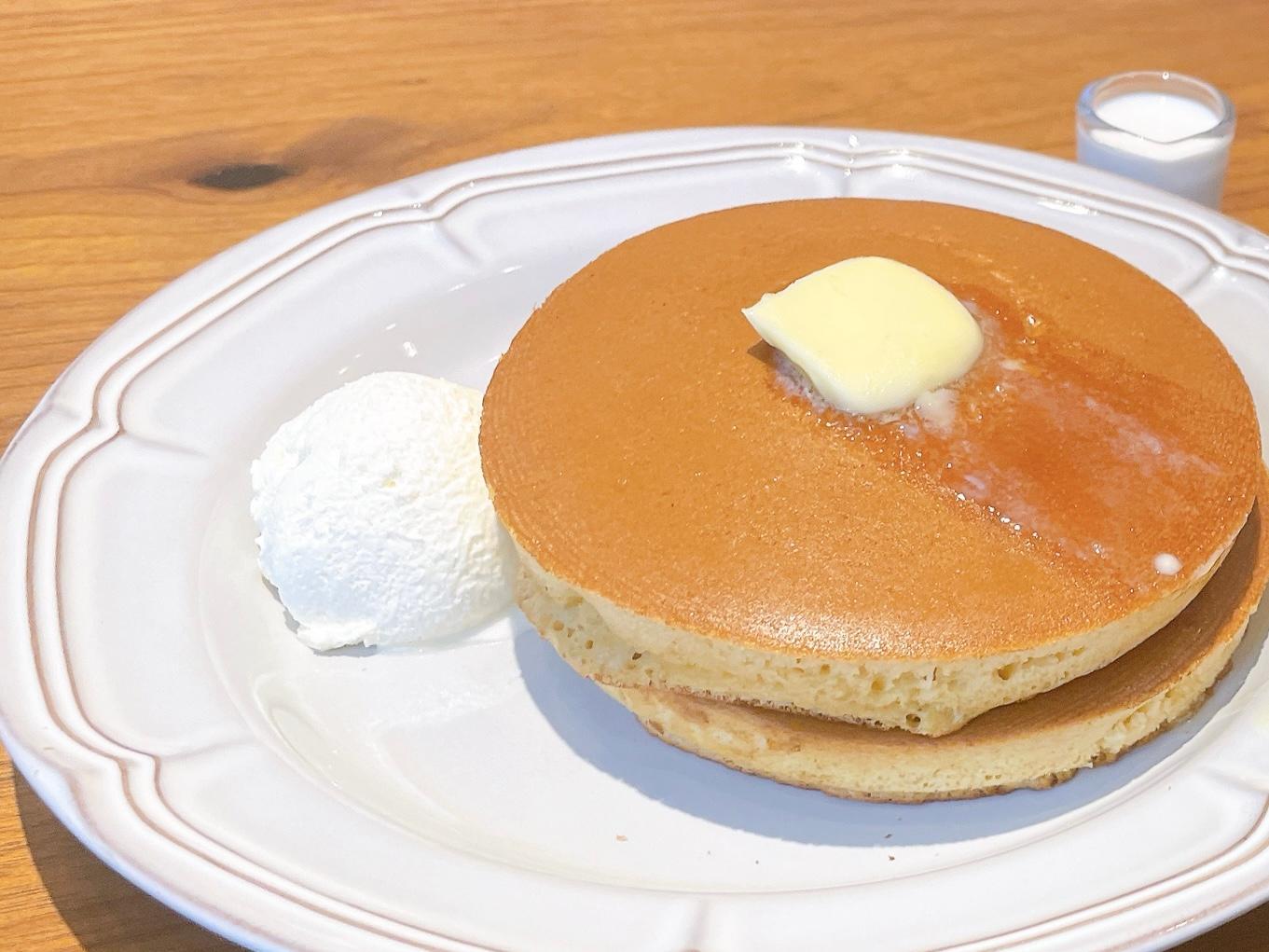 珈琲館の看板商品「トラディショナル・ホットケーキ」