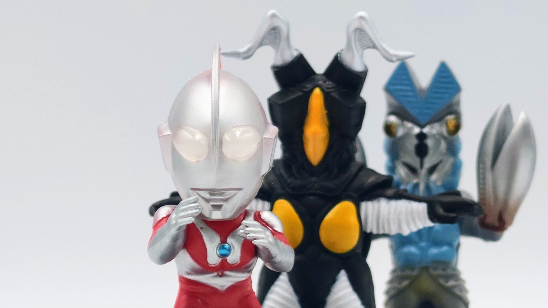 新品】CONVERGE MOTION ウルトラマン 01 08 マン&セブン-