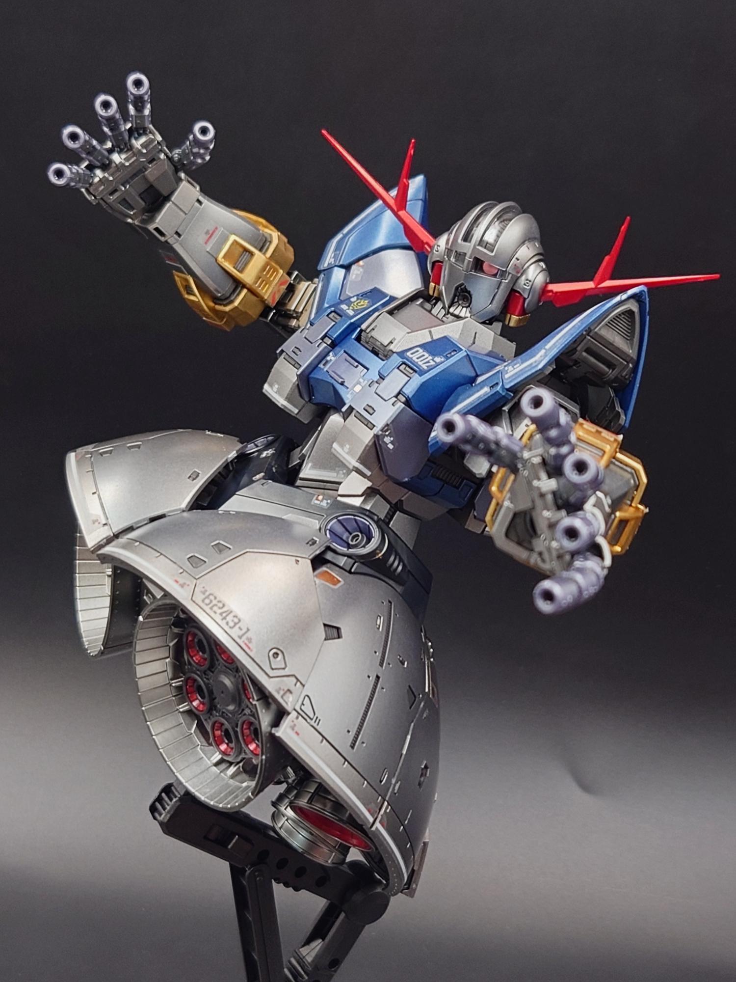 何このメタリック感!?ガンダムベース限定【RGジオング 何このメタリック感!?ガンダムベース限定【RGジオング
