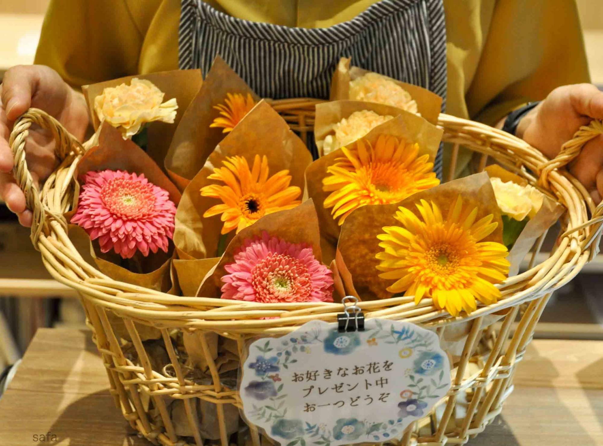 お花とスイーツの水曜日！ゆったりとした時間が流れる笹島へ。