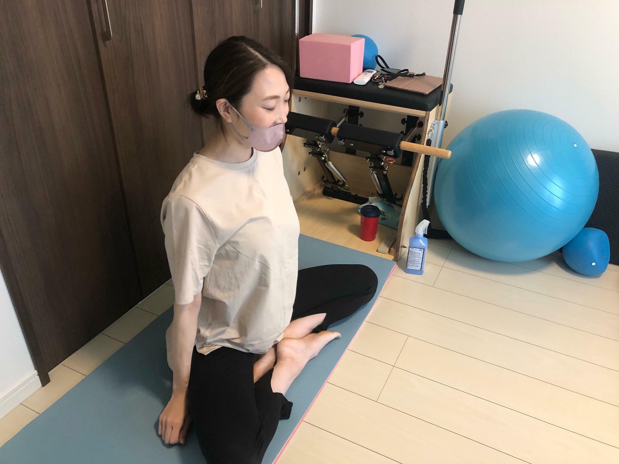 yoga＆pilatesLOKAHI　曽我麻有美先生