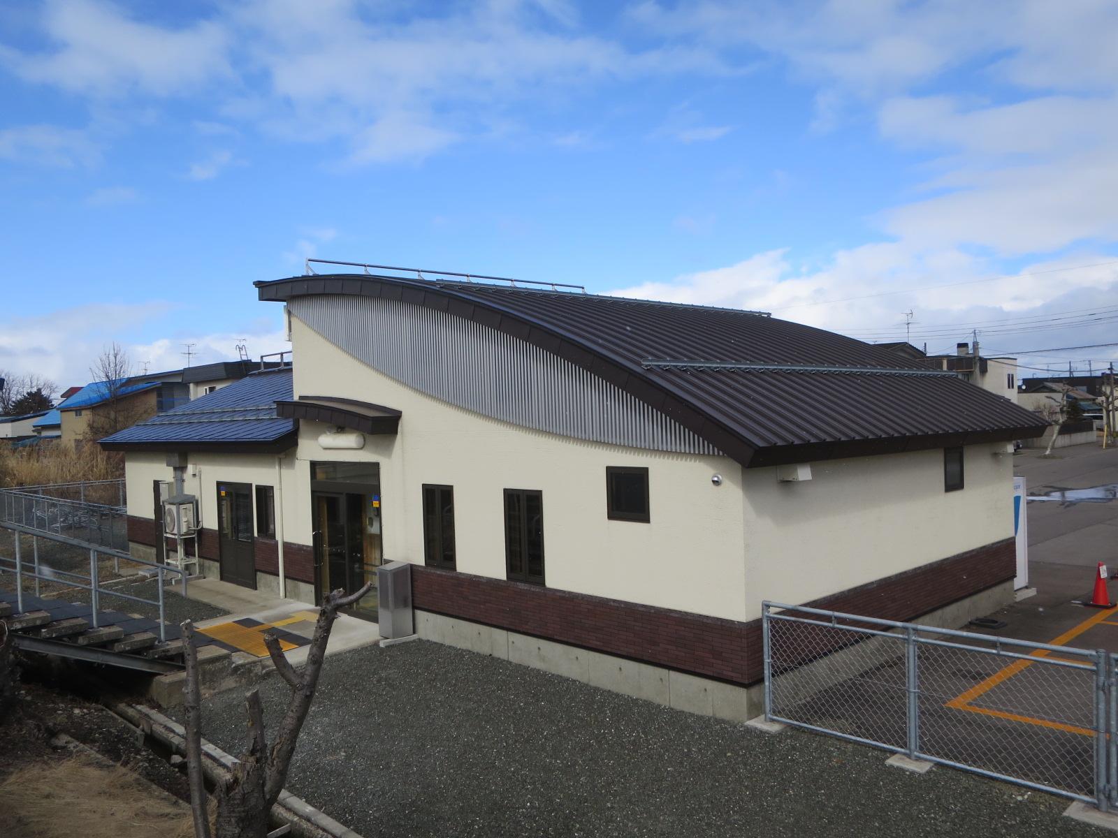 駅舎(ホーム側)