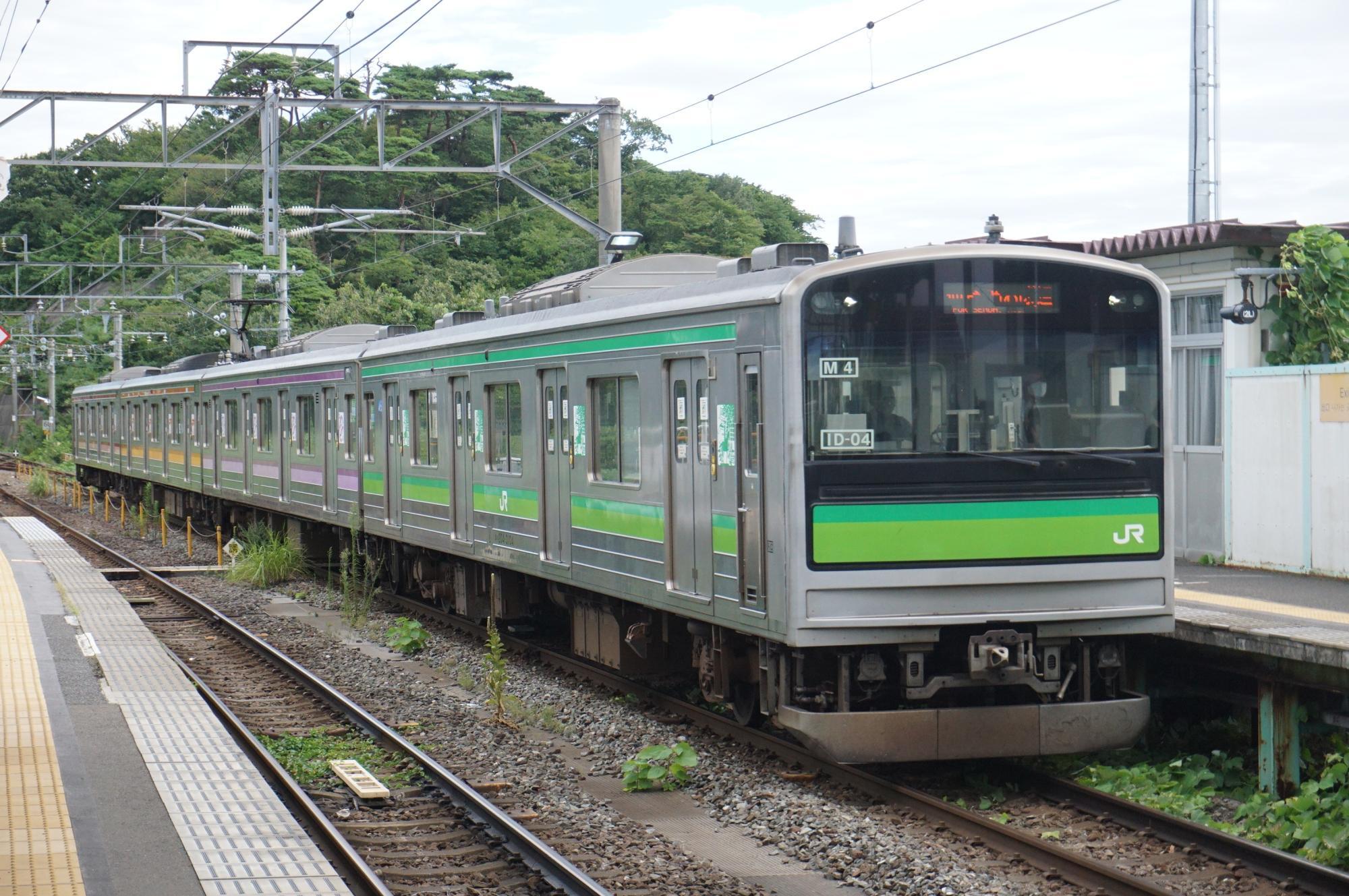 205系　2WAYシート車（写真のM4編成は廃車）