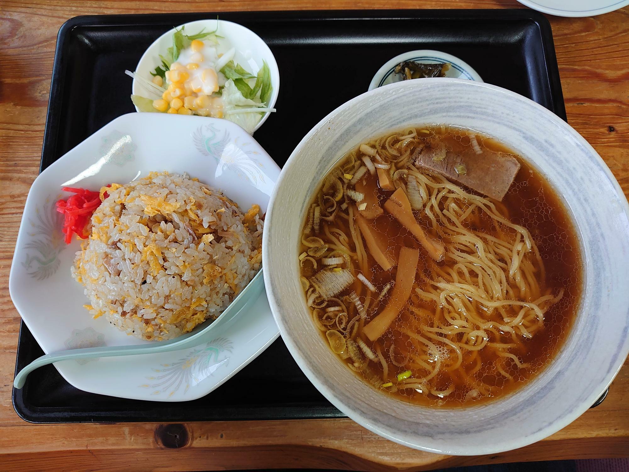 ラーメン（大盛）＋チャーハン