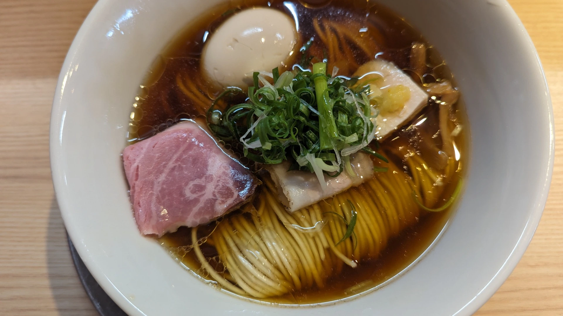 長野市】もうすぐ新店も！ 「麺道麒麟児」で見た目も味も最高の