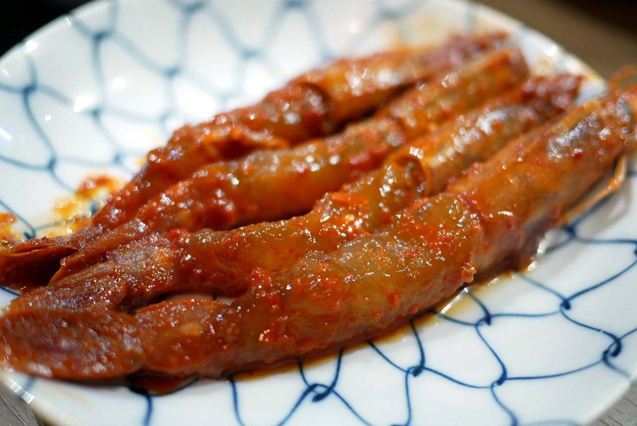 生の海老をヤンニョムに漬けた韓国料理