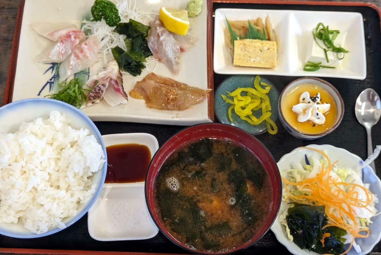 鯛の刺身定食　1,760円（税込）