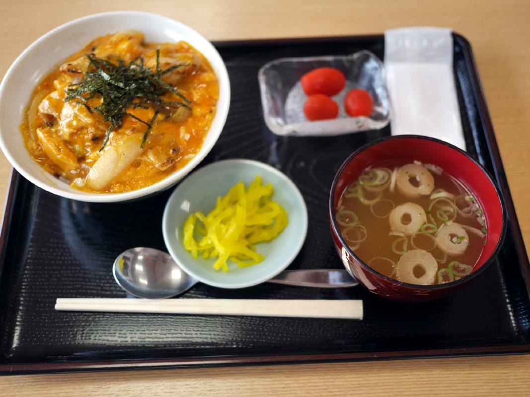 国産鶏の親子丼　850円