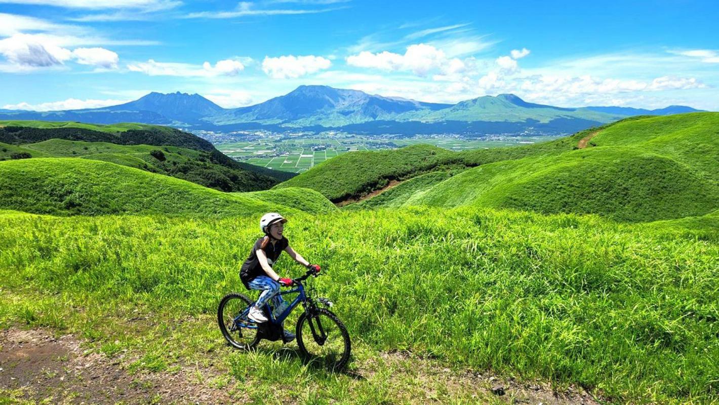 e-BIKEの草原ライド