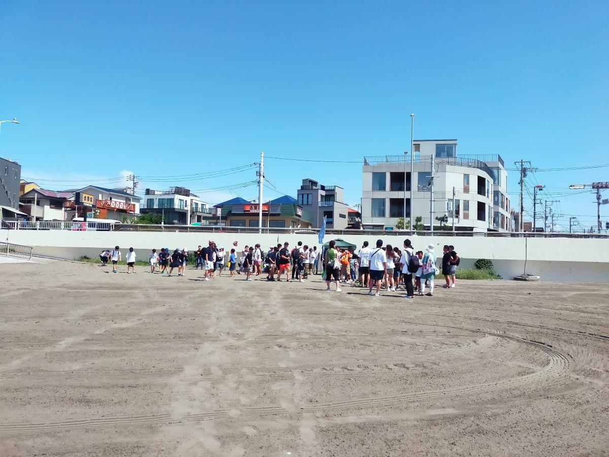 8月25日(日)　学生団体ニューコロンブス主催のMIIGO謎解きゴミ拾い　＠腰越海岸