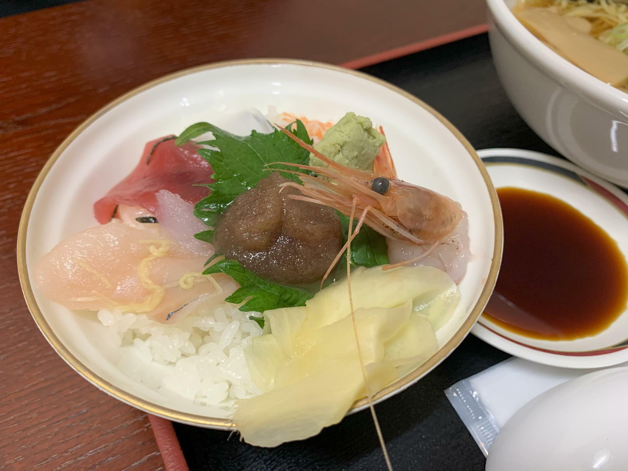 ミニ海鮮丼