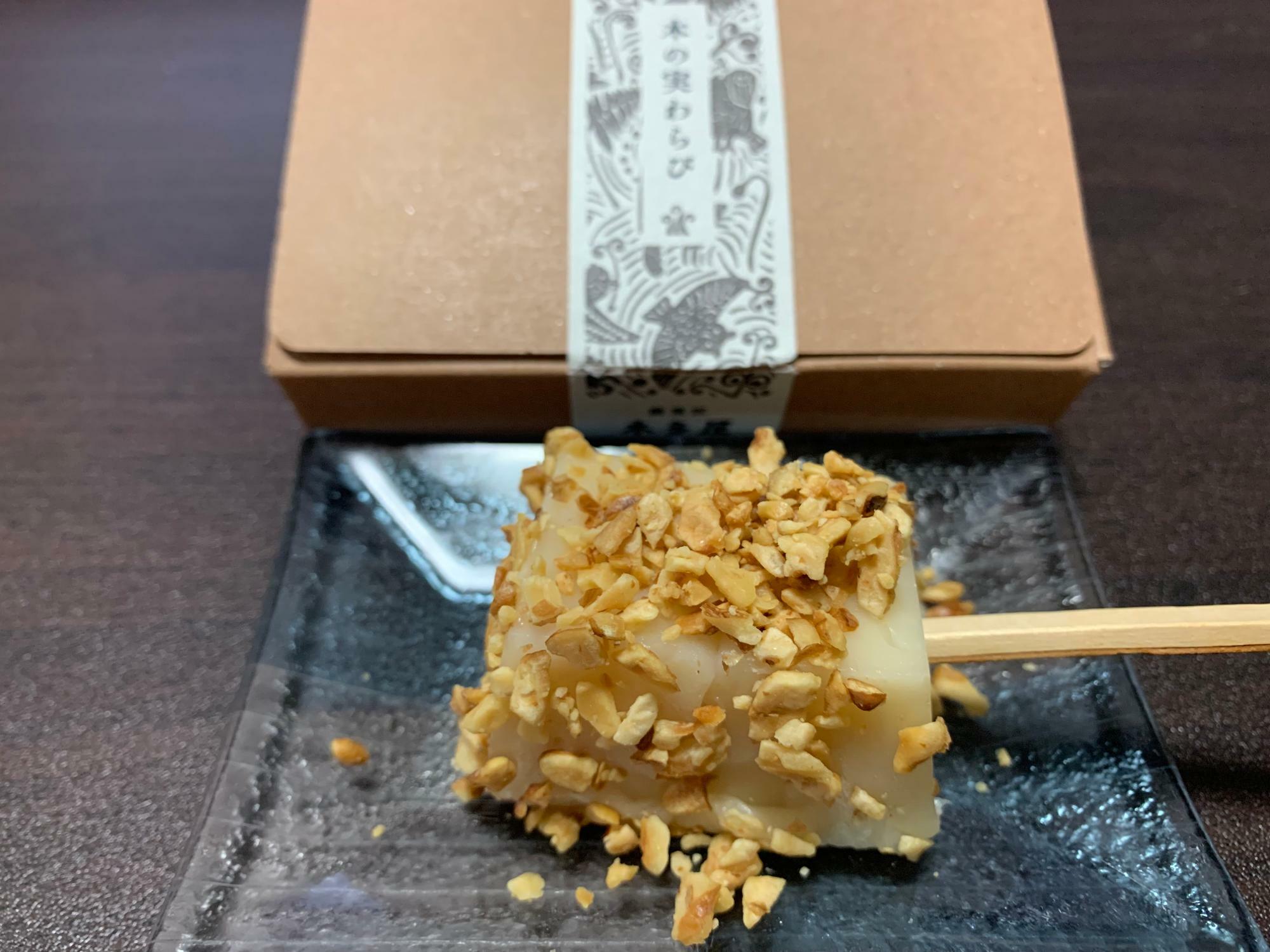 山口市】創業百年以上の蕨菓匠で季節のお菓子を味わう。（SAYAKA