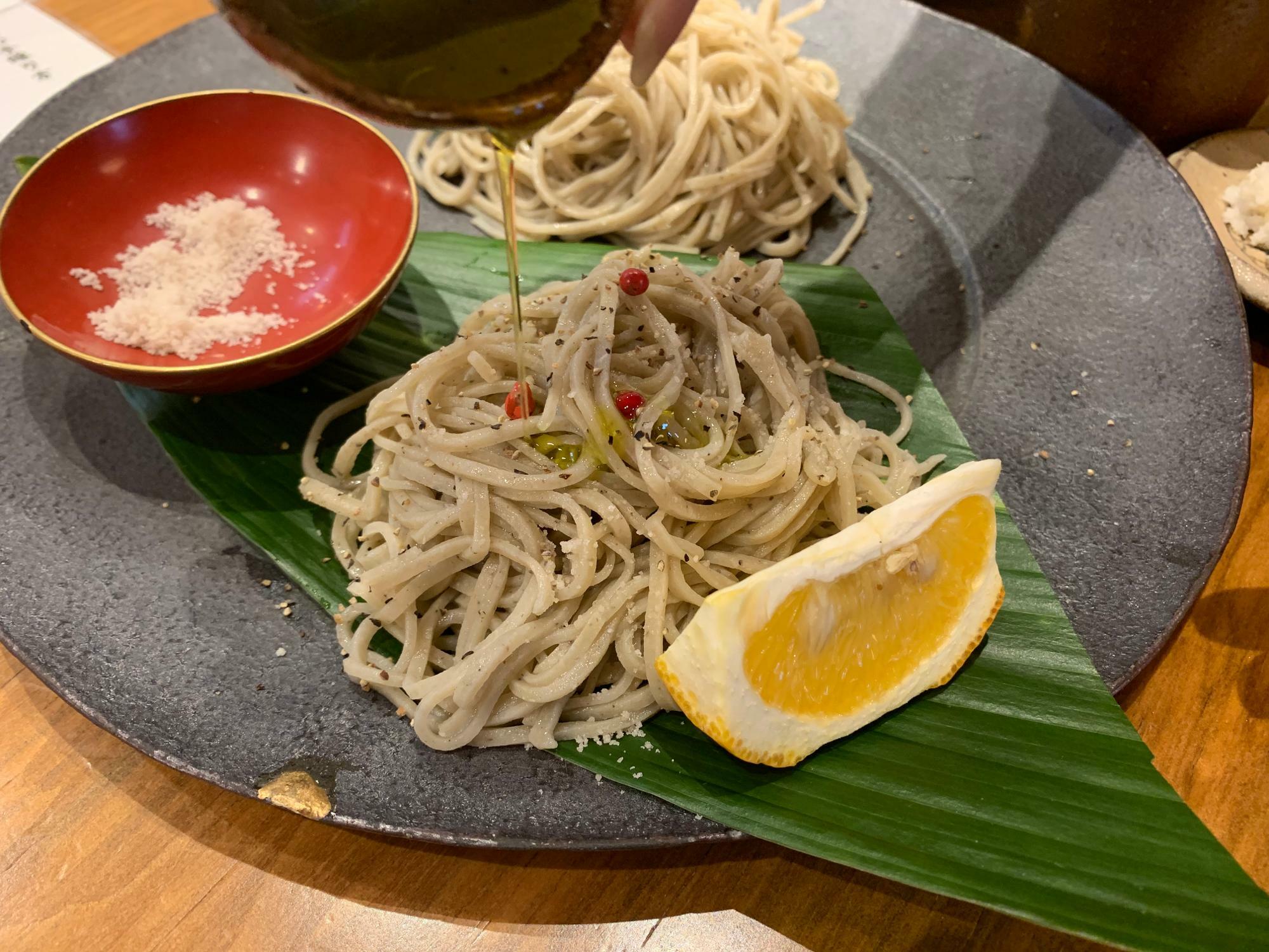 蕎麦カルパッチョ