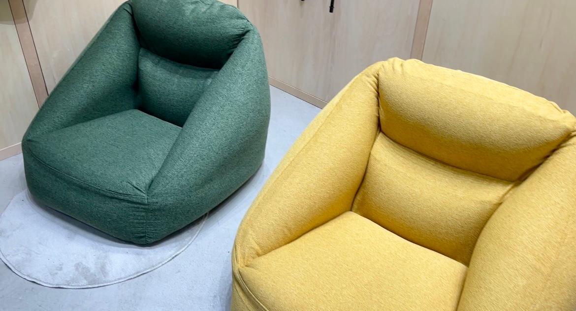 完売店舗続出中!】無印の新商品「空気でできたソファ」を徹底 完売店舗続出中!】無印の新商品「空気でできたソファ」を徹底