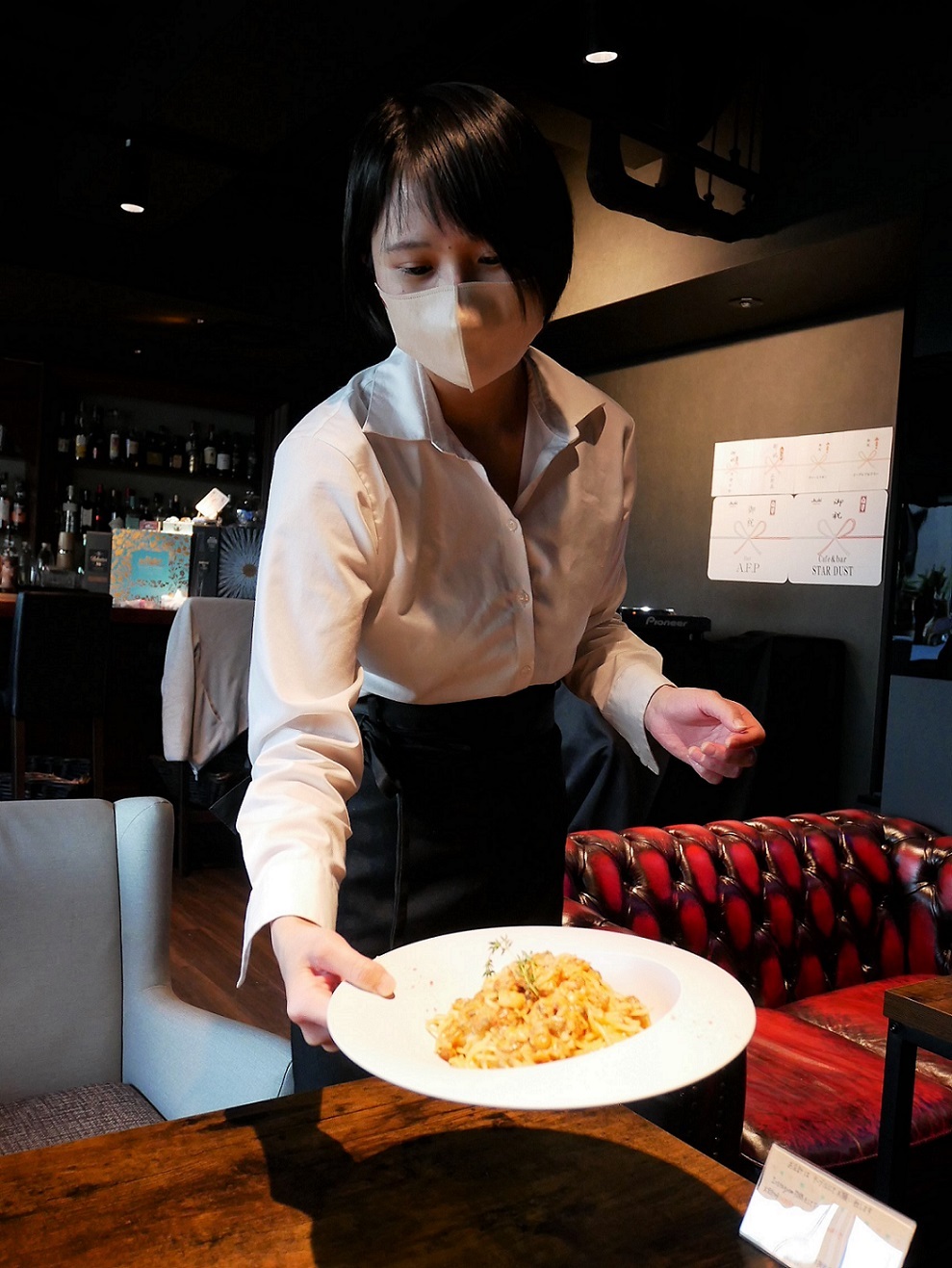 カフェ店長の中井さん