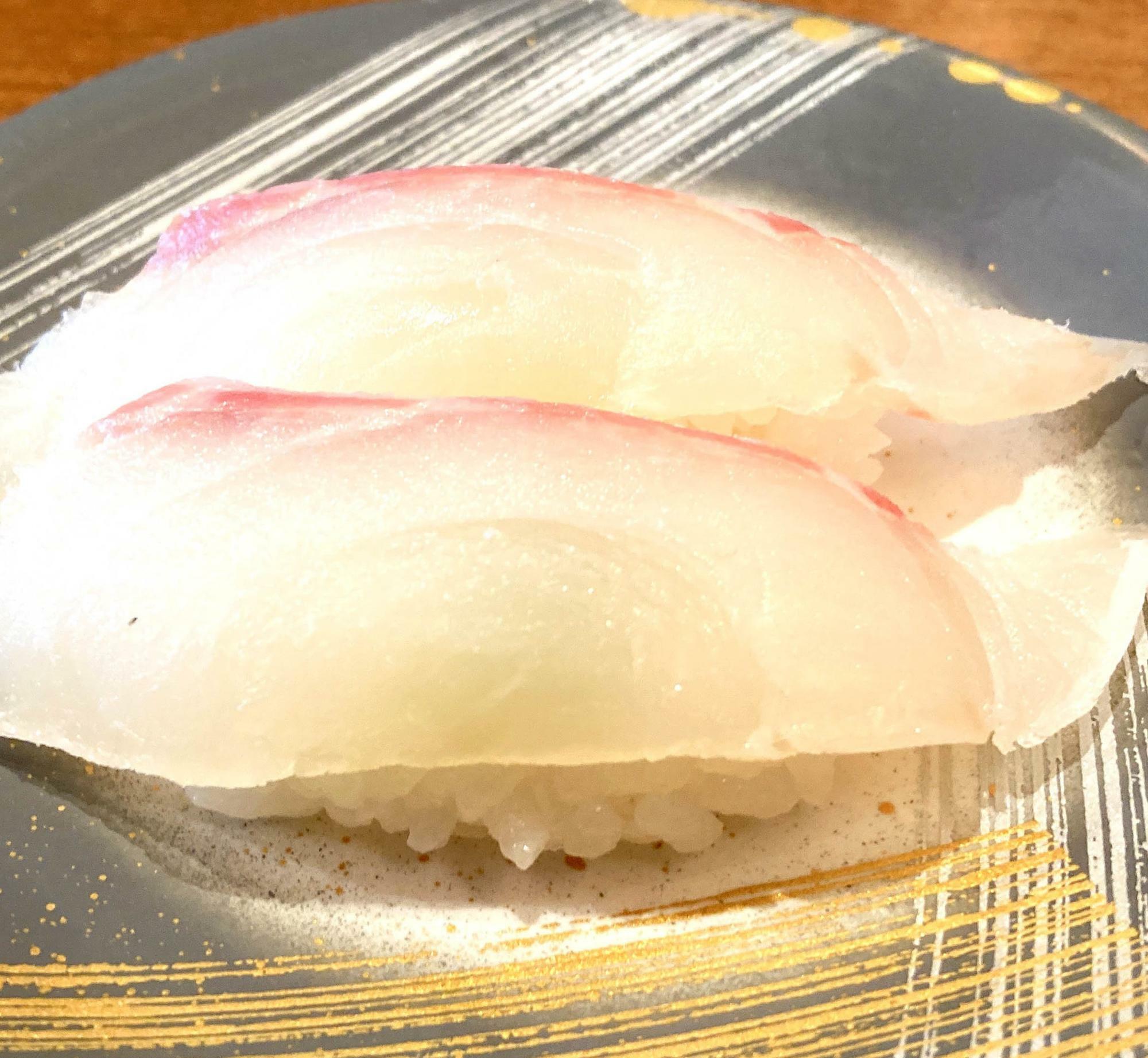 お鮨のメニューが充実！：写真は「愛媛県産 八幡真鯛（はちまんまだい）」