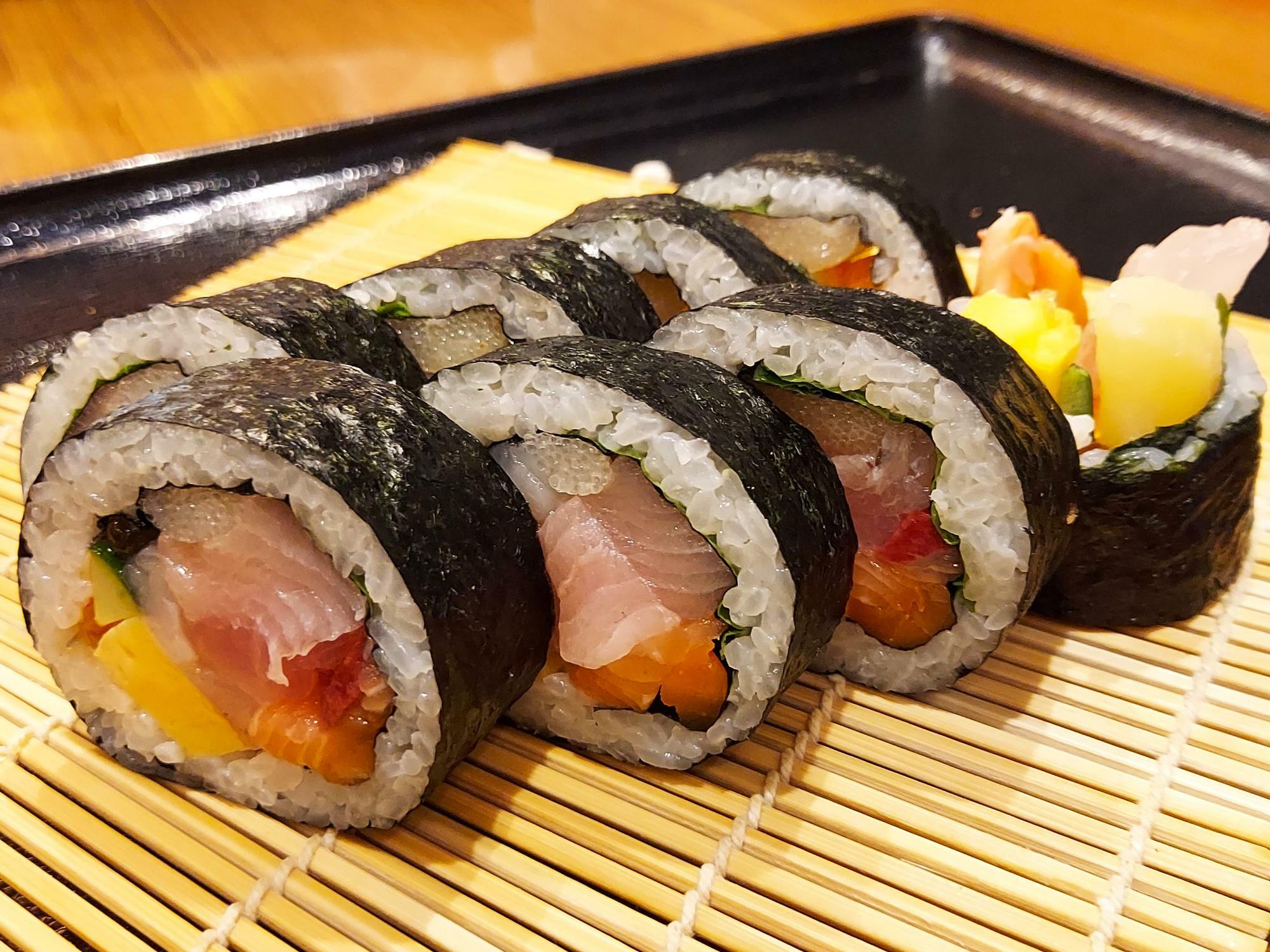 豪華10品目の特上巻き寿司！