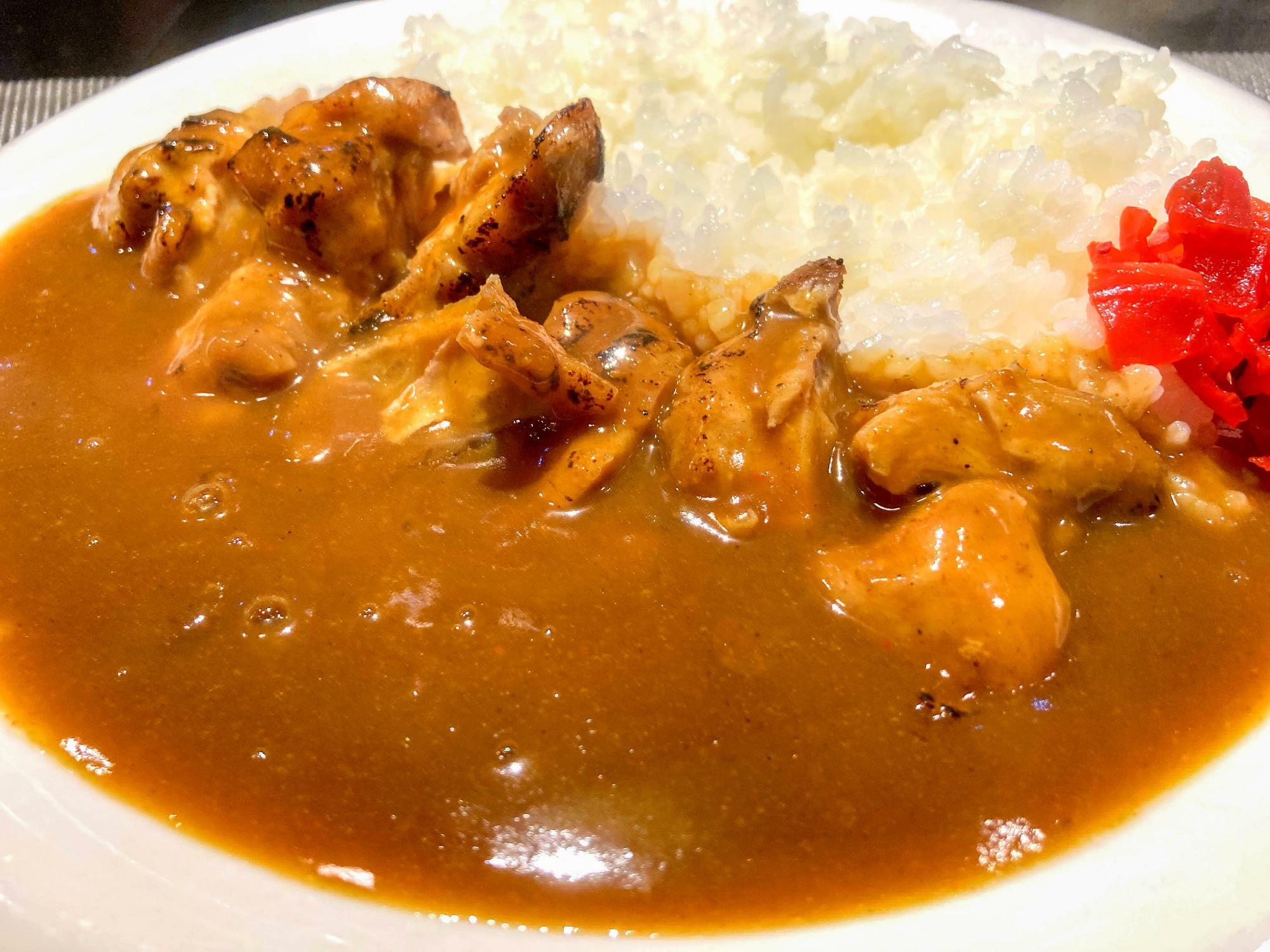 カレーの香りが広がります