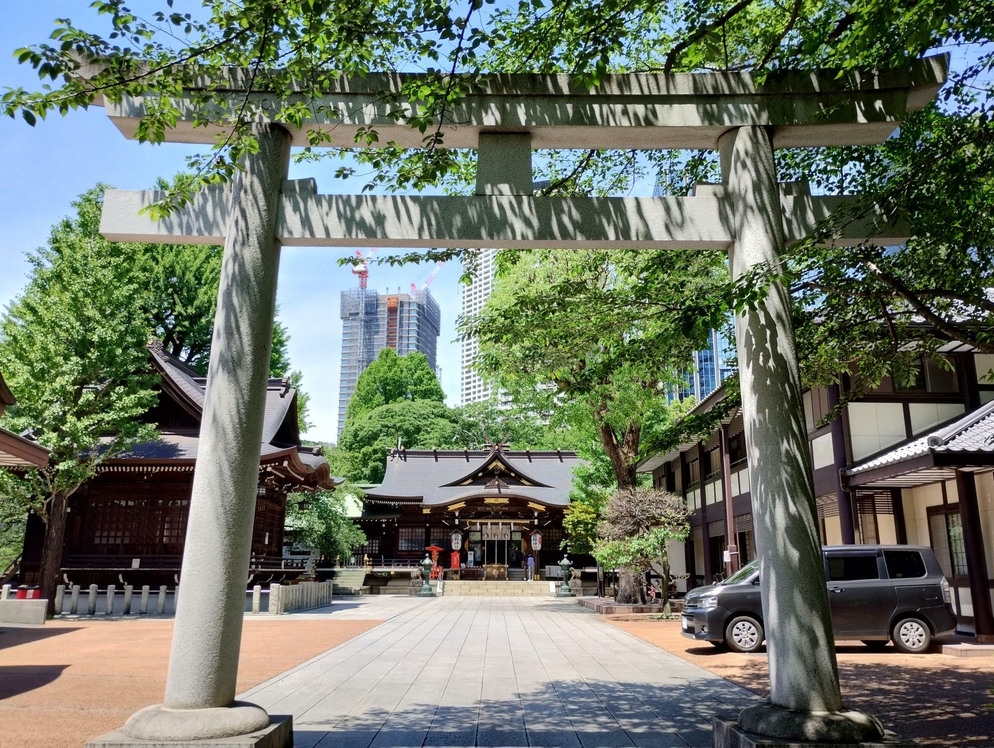 十二社熊野神社　所在地：東京都新宿区西新宿2丁目11−2