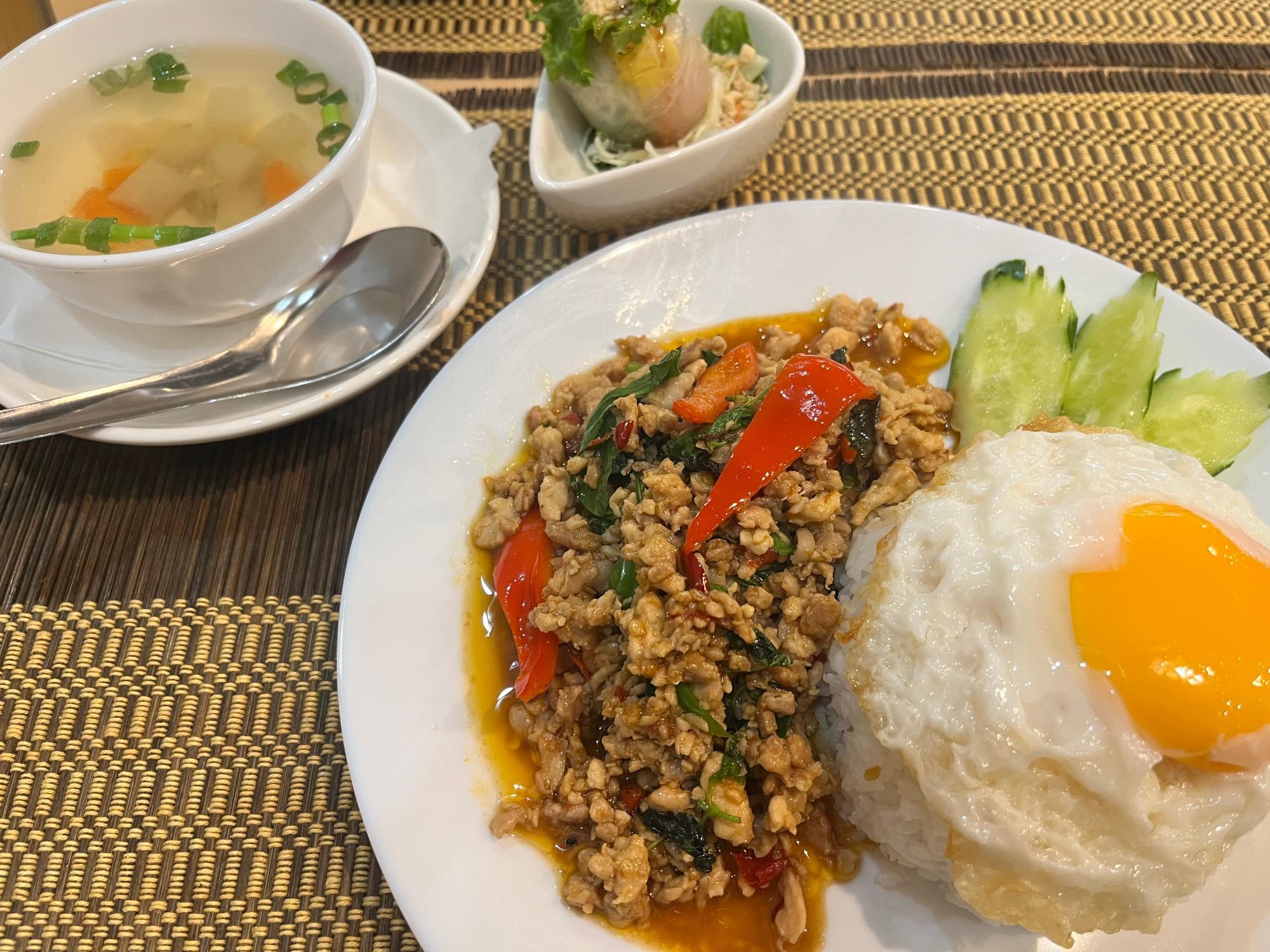 墨田区】タイ料理激戦地錦糸町。南口「Thai Restaurantアロイ 墨田区】タイ料理激戦地錦糸町。南口「Thai Restaurantアロイ