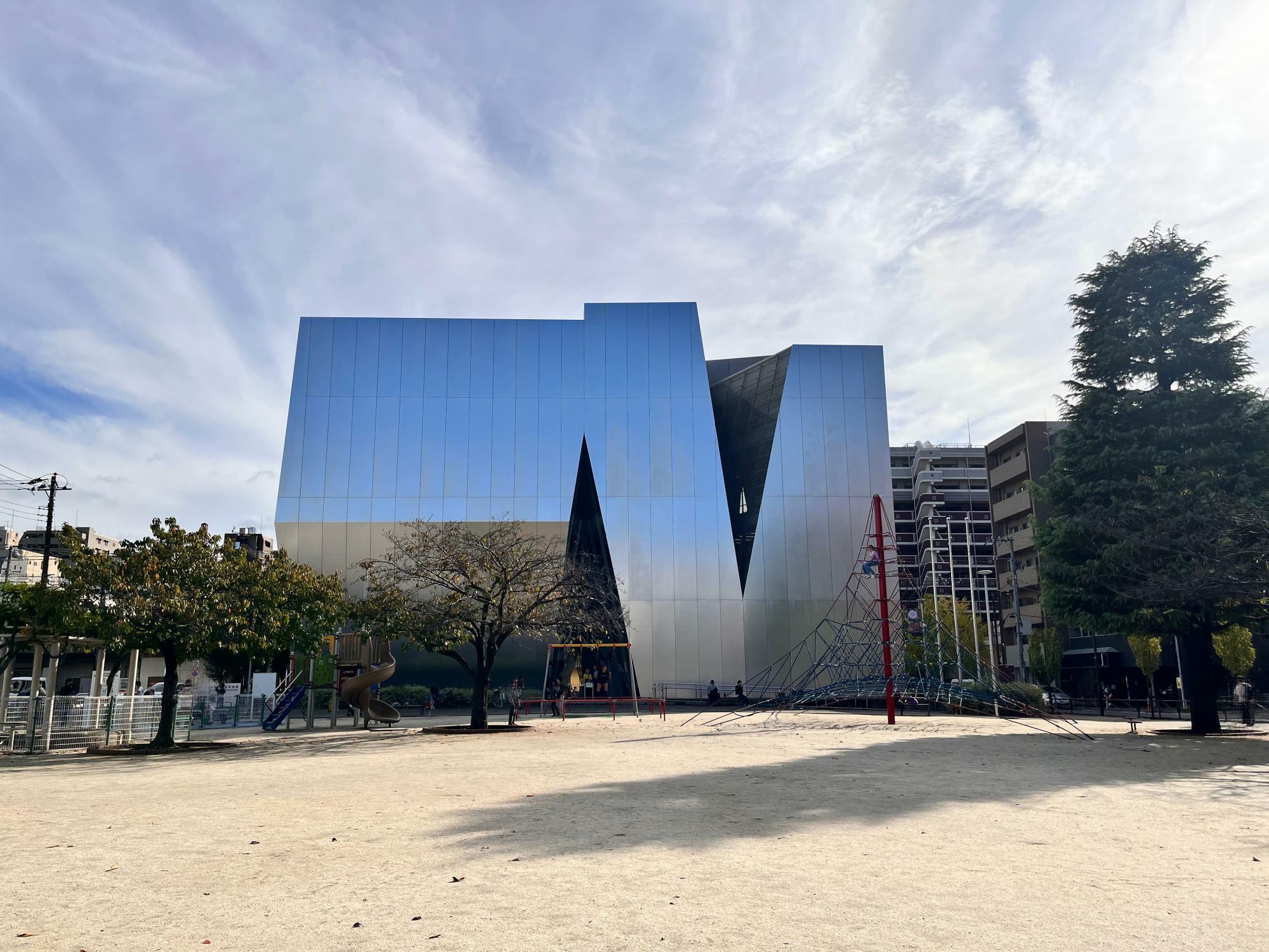 すみだ北斎美術館