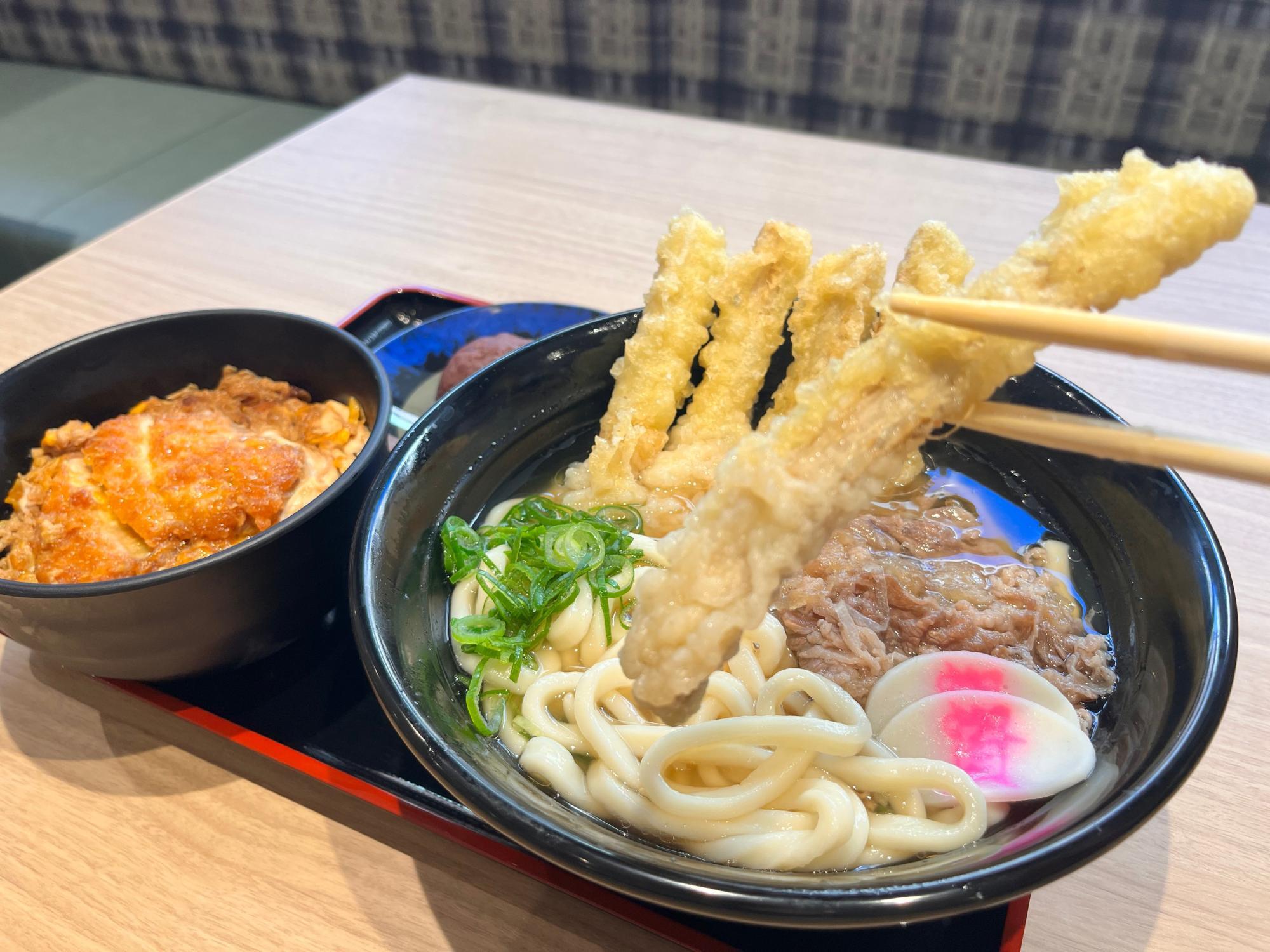 資さんうどん 両国店 （すけさんうどん） - 両国/うどん | 食べログ
